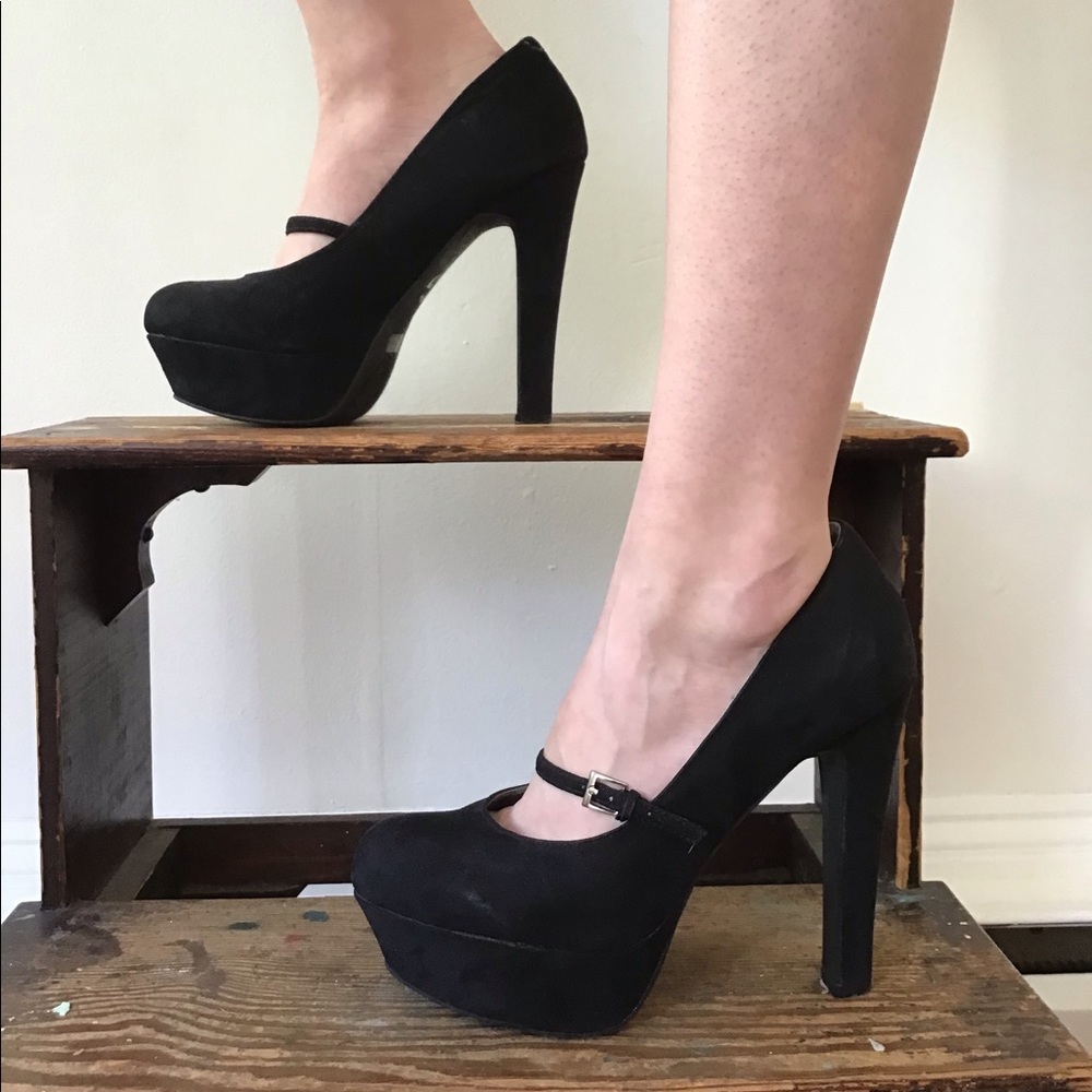 G by Guess Black Suede Platform Babydoll Heels